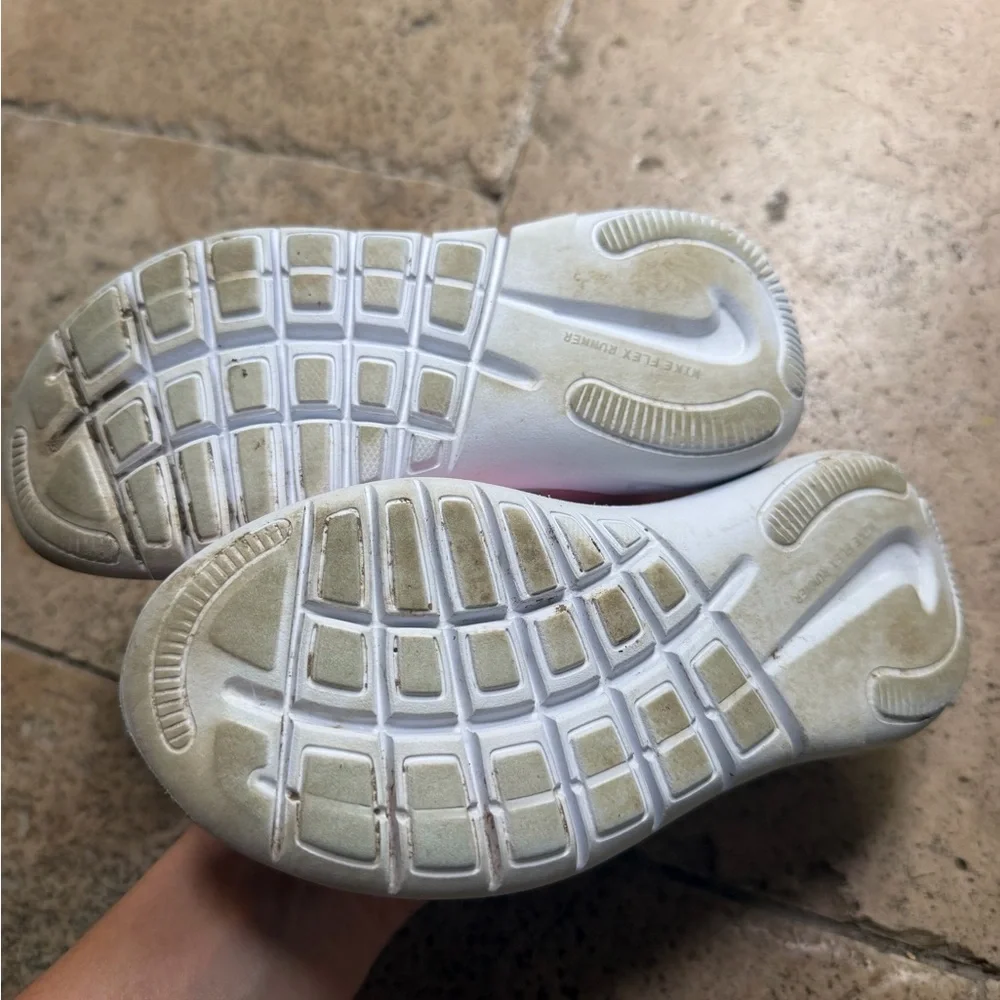 Nike Kids' Slip-On Athletic Shoe Sneakers - Pink (Size 11)